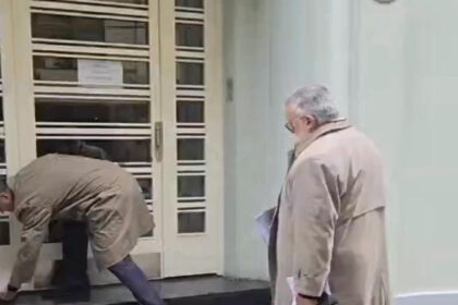 los-veedores-de-la-igj-se-presentaron-en-la-afa,-pero-no-los-dejaron-ingresar