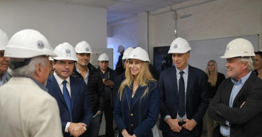 karina-milei-recibida-“como-una-reina”-por-los-empresarios-mineros-tras-la-reforma-de-la-ley-de-glaciares