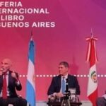 “malvinas-esta-en-el-corazon-de-los-argentinos”:-presentaron-un-libro-con-relatos-de-heroes