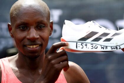 la-historia-de-como-adidas-creo-la-superzapatilla-que-ayudo-a-romper-la-barrera-de-las-dos-horas-en-el-maraton