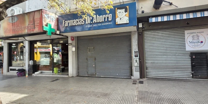 tras-20-anos-de-operacion-en-el-pais,-una-cadena-de-farmacias-low-cost-cerro-todos-sus-locales-en-la-argentina