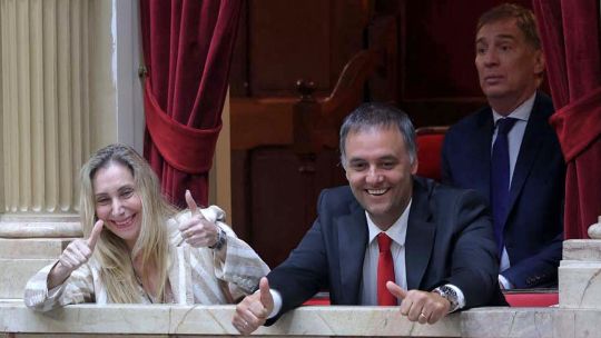 javier-y-karina-milei-respaldaron-a-adorni-en-una-tensa-reunion-de-gabinete-marcada-por-las-denuncias-sobre-su-patrimonio