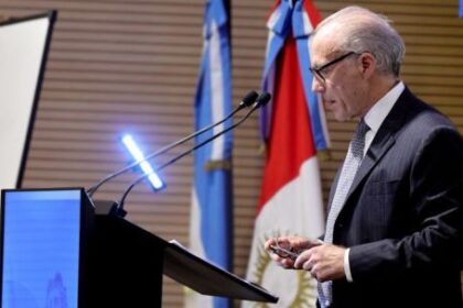 el-juez-rosenkrantz-paso-por-cordoba:-“los-argentinos-debemos-confiar-mas-en-nuestro-derecho”