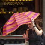 clima-en-ciudad-de-buenos-aires:-alerta-por-fuertes-rafagas-y-chaparrones-aislados-durante-toda-la-jornada