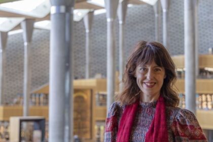 irene-vallejo-definio-a-alejandria-como-el-“kilometro-cero”-de-la-historia-de-los-libros