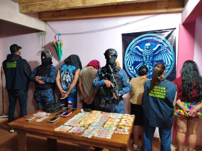 desbaratan-presunto-clan-narco-familiar-en-posadas:-cinco-detenidos-tras-un-allanamiento