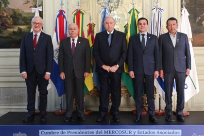 la-entrada-en-vigencia-del-acuerdo-mercosur-union-europea-dispara-otras-negociaciones:-las-primeras-con-canada-y-japon