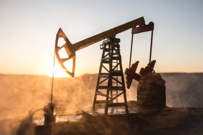 vaca-muerta-bajo-la-lupa:-neuquen-obligara-a-las-petroleras-a-reportar-cuanto-contaminan-realmente