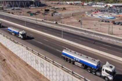 ypf-apuesta-a-la-mineria:-lanzo-un-combustible-especial-para-operar-en-alta-montana