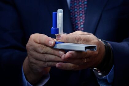 misiones-|-el-gobierno-provincial-oficializo-la-implementacion-de-narco-test-para-funcionarios,-personal-de-seguridad-y-salud