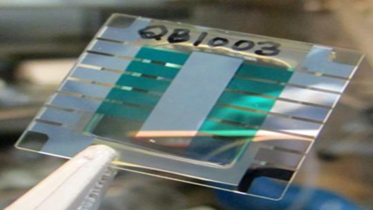 la-bateria-cuantica-que-podria-cargarse-casi-al-instante-ya-funciona-en-laboratorio