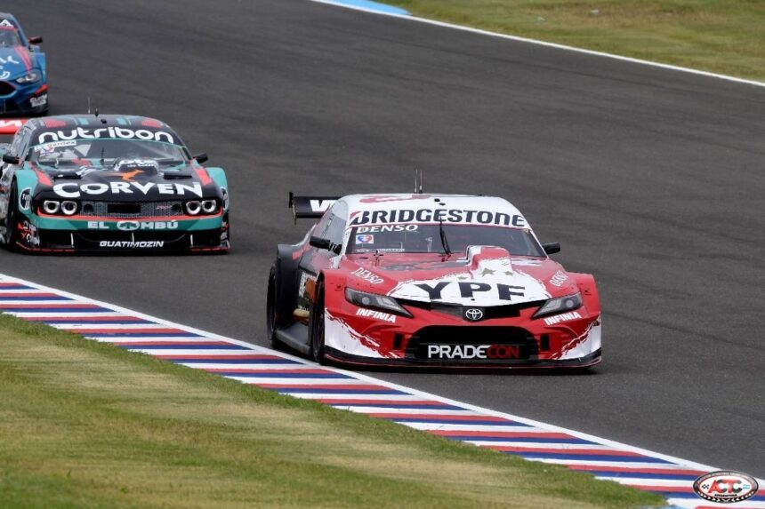  rossi-quebro-el-record-de-termas-y-se-quedo-con-la-pole-del-turismo-carretera