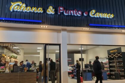 tahona-inauguro-una-nueva-sucursal-en-posadas-y-aposto-fuerte-en-la-“desafiante”-actualidad