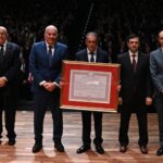 daniel-hadad-fue-distinguido-con-el-doctorado-honoris-causa-por-la-universidad-nacional-de-la-matanza