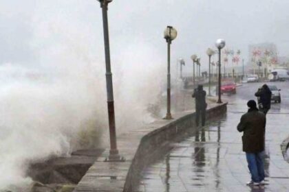 feroz-temporal-en-la-costa-bonaerense:-evacuaciones,-cortes-de-luz-y-alertas