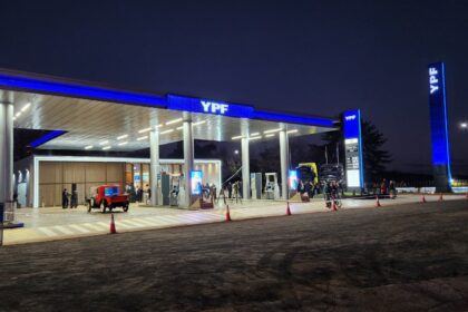 ypf-reinauguro-su-estacion-de-servicio-en-campo-viera-con-nuevas-instalaciones-y-apuesta-al-crecimiento-en-misiones