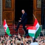el-alocado-nuevo-ministro-de-salud-de-hungria-para-festejar-para-celebrar-el-triunfo-sobre-orban