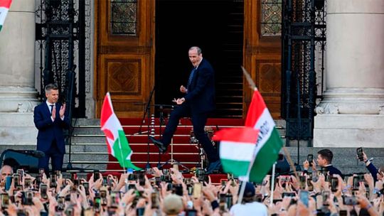 el-alocado-nuevo-ministro-de-salud-de-hungria-para-festejar-para-celebrar-el-triunfo-sobre-orban