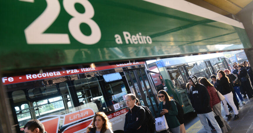 ¿boleto-minimo-de-colectivo-a-mas-de-$-800?-el-gobierno-prepara-un-salto-pero-teme-por-el-efecto-sobre-la-inflacion