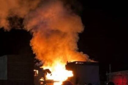 santa-cruz:-murieron-un-bebe-de-dos-meses-y-dos-adultos-por-una-explosion-y-un-incendio