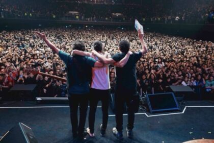 el-nuevo-hit-del-verano-contra-milei-sono-en-el-recital-de-divididos
