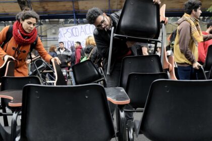en-la-previa-de-la-marcha-federal-universitaria,-dan-clases-publicas-abiertas-en-las-facultades-de-la-uba