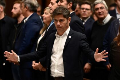 axel-kicillof-critico-el-super-rigi-que-anuncio-milei:-“dan-beneficios-especiales-a-inversiones-extranjeras-para-poder-decir-que-todo-es-un-exito”