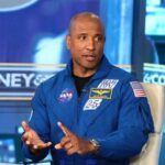 astronauta-de-artemis-ii,-victor-glover-afirmo-la-mision-“habria-sido-un-exito-rotundo”,-incluso-si-hubiera-desorbitado-de-emergencia