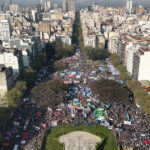 cuarta-marcha-universitaria-contra-la-gestion-milei:-renovada-presion-contra-el-ajuste-y-amplio-respaldo-de-la-oposicion