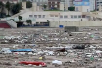 playas-con-basura-y-balnearios-destruidos-tras-la-ciclogenesis-en-mar-del-plata:-como-quedo-la-costa-sur