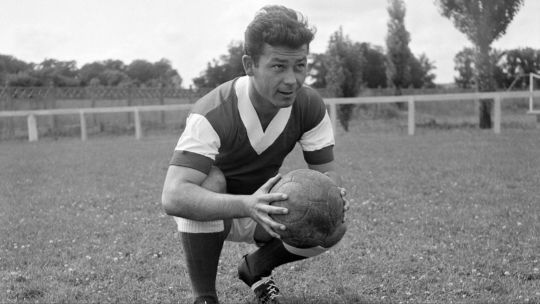 el-record-de-just-fontaine:-la-vigencia-historica-de-los-trece-goles-en-suecia-1958