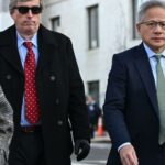 jensen-huang-escalo-posiciones-en-la-lista-de-fortunas-globales-tras-el-crecimiento-de-la-infraestructura-para-inteligencia-artificial