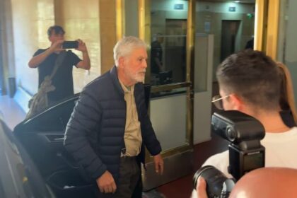 le-concedieron-la-prision-domiciliaria-a-julio-de-vido-y-ya-la-cumple-en-su-chacra-de-zarate