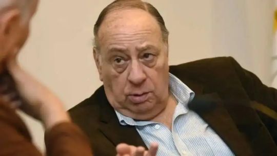 roberto-cachanosky:-“si-los-salarios-siguen-subiendo-por-debajo-de-la-inflacion,-vas-a-seguir-viendo-como-se-cae-la-recaudacion-impositiva”