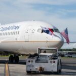 escandalo-sexual-en-un-avion:-que-delito-cometio-la-pareja-detenida-y-cual-es-la-pena-que-les-podria-tocar