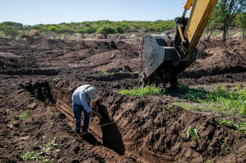 forensic-anthropologists-identify-17-dictatorship-victims-in-cordoba-military-field