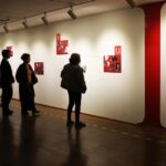 bolivia-inaugura-una-muestra-sobre-vargas-llosa-lector-con-su-biblioteca-y-objetos-ineditos