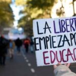 aulas-en-rojo-y-fuga-de-docentes:-la-cruda-radiografia-detras-de-la-multitudinaria-marcha-universitaria