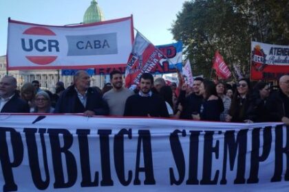 marcha-federal:-chiarella-y-ferrer-encabezaron-la-columna-ucr-en-defensa-de-la-universidad-publica