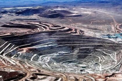 el-cobre-supera-los-us$14.000-la-tonelada-y-se-acerca-a-nuevo-maximo-historico