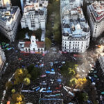 otra-masiva-marcha-universitaria-contra-el-gobierno-para-que-cumpla-la-ley-de-financiamiento