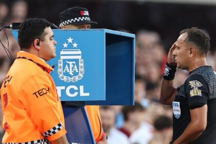 volvio-la-tecnologia-de-goal-line:-el-var-sumo-camaras-especiales-para-los-partidos-de-cuartos-de-final-del-torneo-apertura