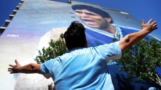 de-“luque-no-quiso”-a-“parecia-preocupado”:-testificaron-dos-medicos-en-el-juicio-por-la-muerte-de-maradona