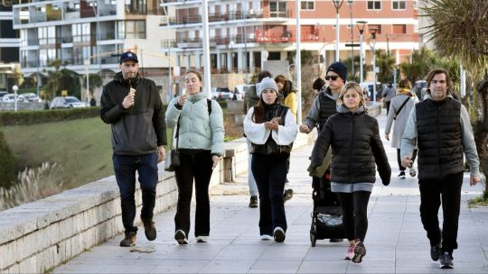 clima-en-mar-del-plata:-fuertes-rafagas-de-viento-y-descenso-de-la-temperatura