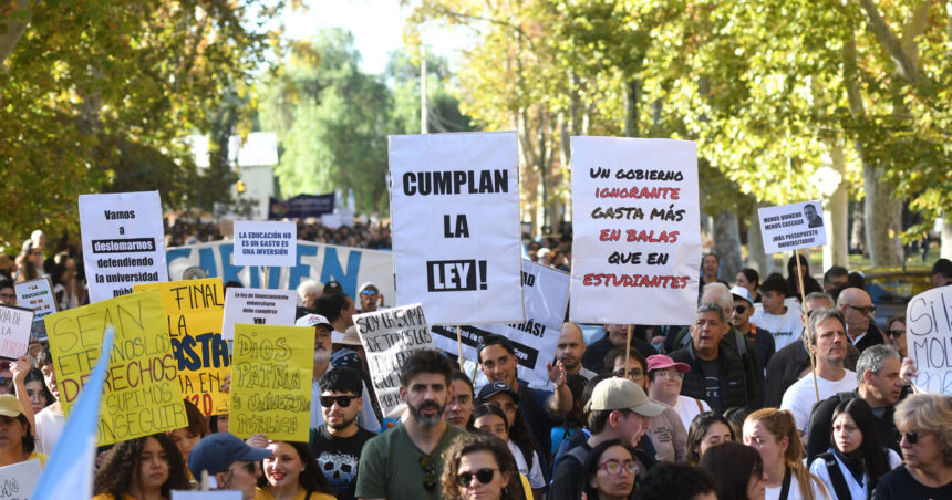 javier-milei-y-sus-medidas,-en-vivo:-“auditar-es-cuidar-la-universidad-publica”,-el-mensaje-del-presidente-tras-la-marcha-federal-universitaria