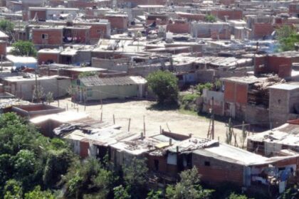 el-gobierno-elimina-el-capitulo-de-un-proyecto-de-ley-que-abria-paso-al-desalojo-en-los-barrios-populares