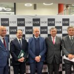 la-diplomacia-sale-a-defenderse:-debate-en-la-uade-en-pleno-clima-de-protesta-universitaria