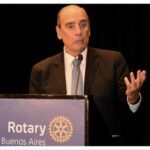 francos-respaldo-el-rumbo-del-gobierno-de-milei-y-deslizo-“internas”-detras-de-la-permanencia-de-adorni