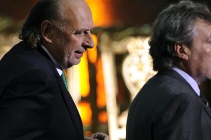el-plan-de-manzano-y-vila-con-la-compra-de-shell:-integracion-con-vaca-muerta,-autos-electricos-y-paneles-solares