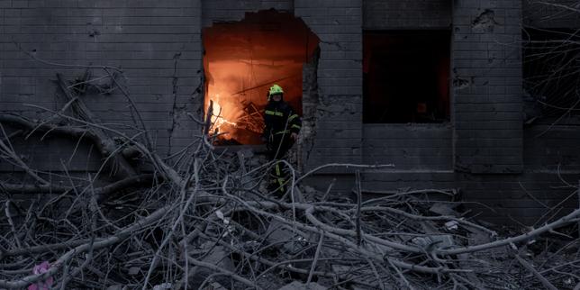 en-direct,-guerre-enukraine:-un-mort-et-16blesses-a-kiev-dans-une-vaste-attaque-russe-durant-la-nuit